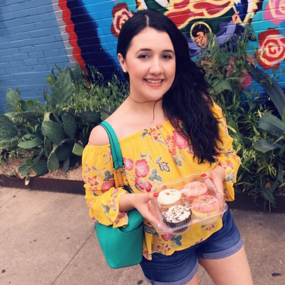 Meet your Posher, Lorena